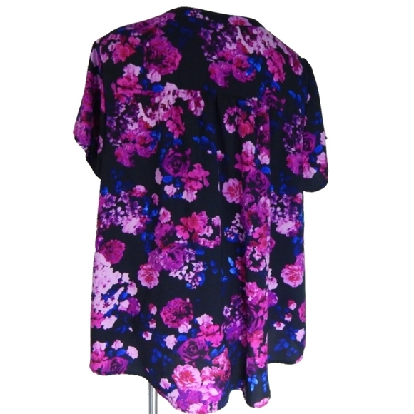 Torrid Black Purple Split Neck Gauze Top - Picture 4 of 4